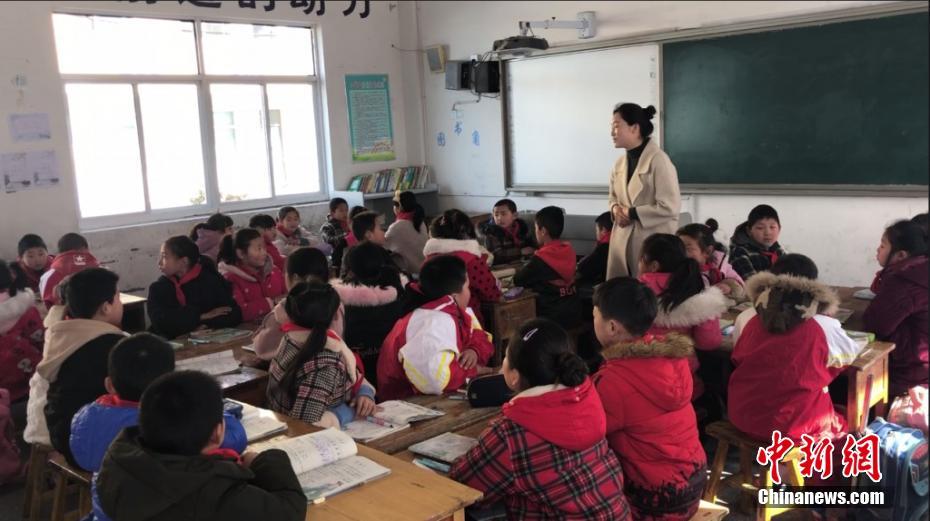 爱游戏截图
